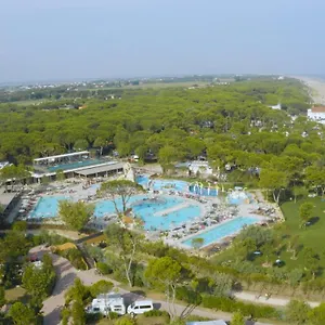 **** Kemp Victoria Mobilehome In Village Mediterraneo Itálie